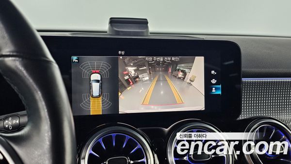 Mercedes-Benz GLB 2020, фото 18
