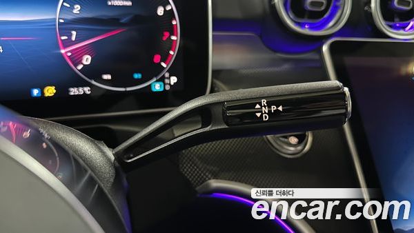 Mercedes-Benz C-Class 2026, фото 9