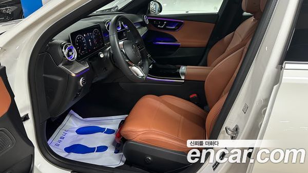 Mercedes-Benz C-Class 2026, фото 10