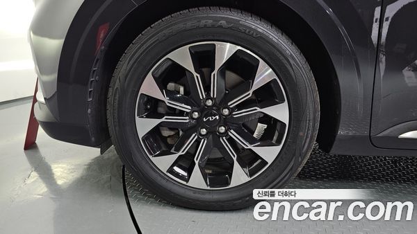 Kia Carnival 2023, фото 5