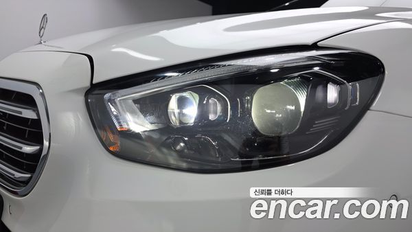Mercedes-Benz E-Class 2021, фото 8