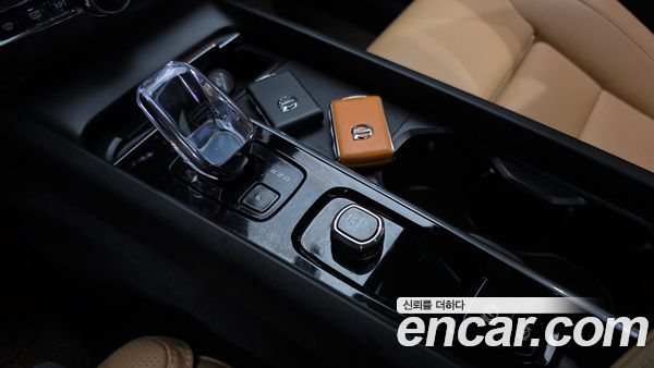 Volvo XC60 2024, фото 11