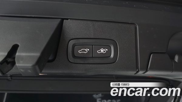 Volvo XC60 2024, фото 25