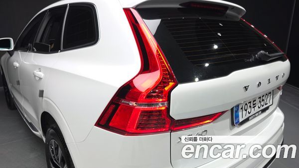 Volvo XC60 2024, фото 8