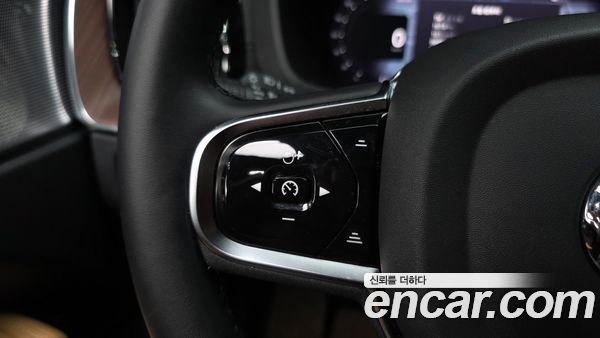 Volvo XC60 2024, фото 30