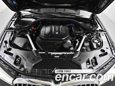 BMW 5 Series 2023, фото 5