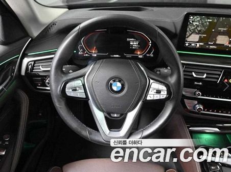 BMW 5 Series 2023, фото 11