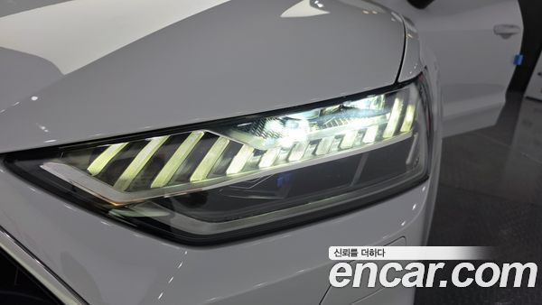 Audi A7 2022, фото 8
