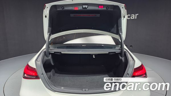 Mercedes-Benz E-Class 2021, фото 26