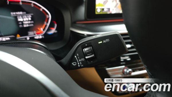 BMW 5 Series 2023, фото 25