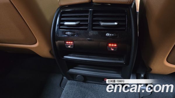 BMW 5 Series 2023, фото 30