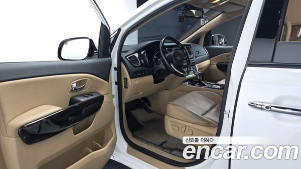 Kia Carnival 2020, фото 10