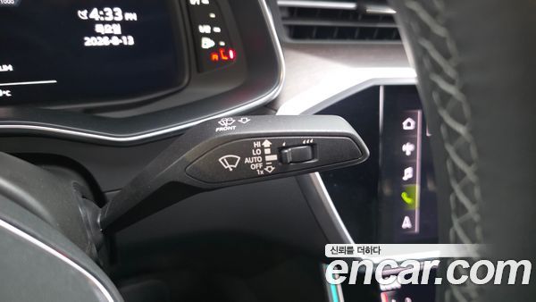 Audi A6 2025, фото 26
