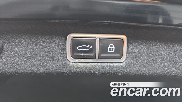 Hyundai Grandeur 2023, фото 20