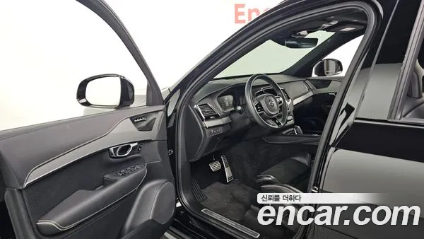 Volvo XC90 2021, фото 13