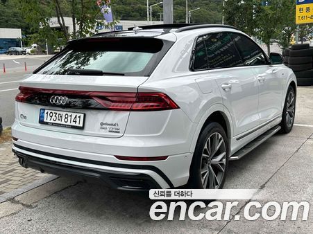 Audi Q8 2022, фото 2