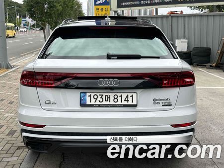 Audi Q8 2022, фото 4