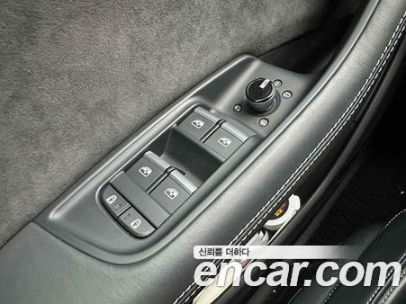 Audi Q8 2022, фото 10