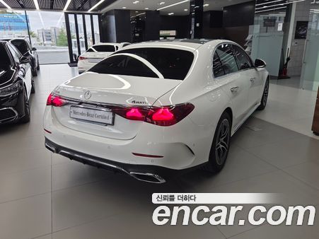 Mercedes-Benz E-Class 2025, фото 20