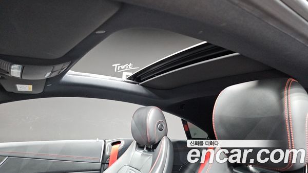 Mercedes-Benz E-Class 2021, фото 30