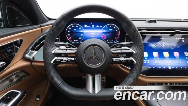Mercedes-Benz E-Class 2025, фото 12