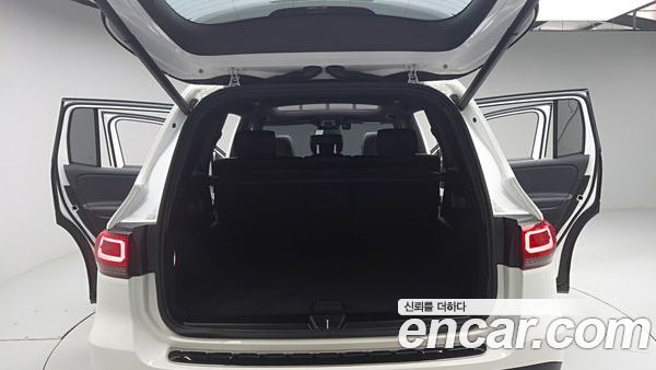Mercedes-Benz GLB 2020, фото 9