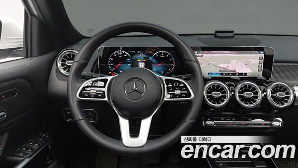 Mercedes-Benz GLB 2020, фото 11