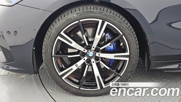 BMW 5 Series 2024, фото 5