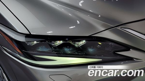 Lexus ES 2022, фото 7
