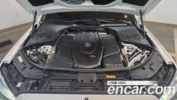 Mercedes-Benz S-Class 2022, фото 6