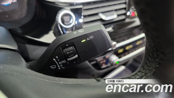 BMW 5 Series 2020, фото 29