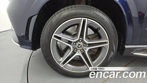 Mercedes-Benz GLS 2022, фото 5