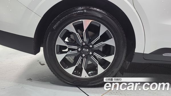 Kia Carnival 2021, фото 5