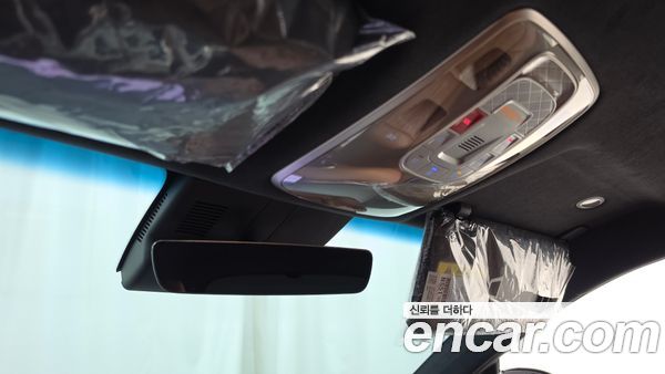 Genesis GV70 2025, фото 24