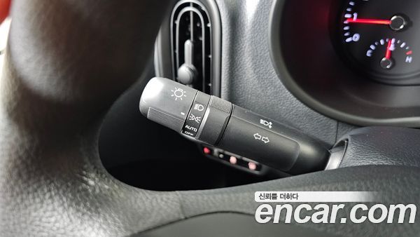 Kia Picanto 2023, фото 28