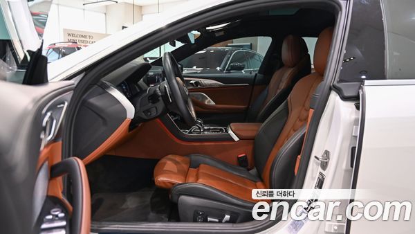 BMW 8 Series 2023, фото 12