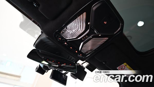 BMW 8 Series 2023, фото 20