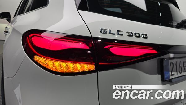 Mercedes-Benz GLC 2025, фото 8