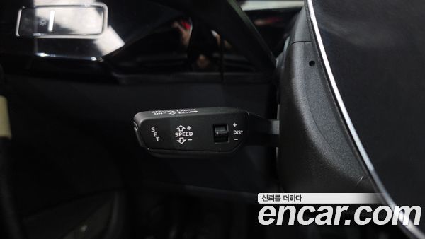 Audi e-tron 2020, фото 16