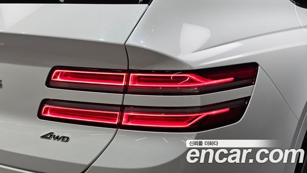 Genesis GV80 2020, фото 9