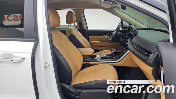 Kia Carnival 2021, фото 11