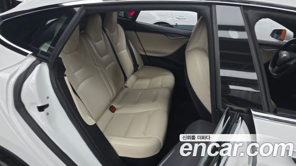 Tesla Model S 2020, фото 11