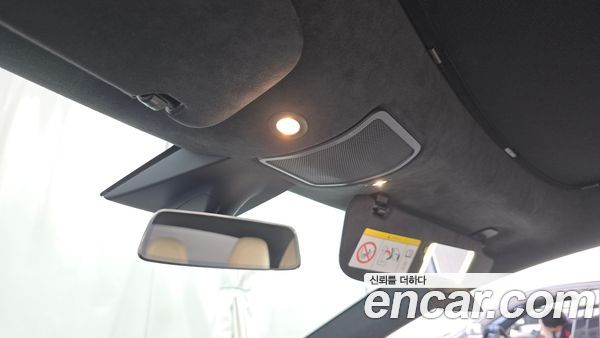 Tesla Model S 2020, фото 15