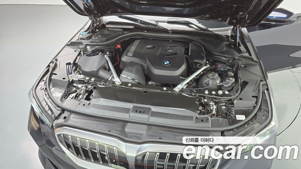 BMW 5 Series 2024, фото 5