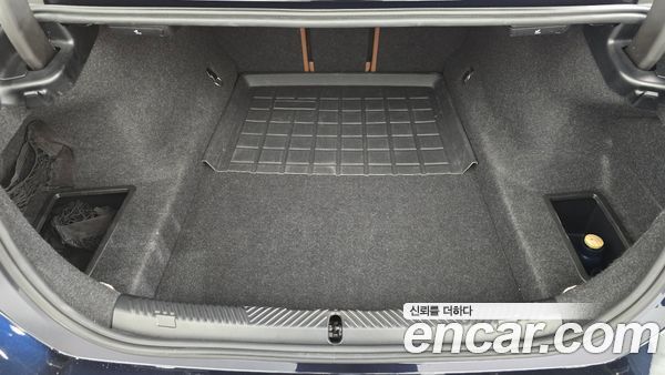 BMW 5 Series 2024, фото 21