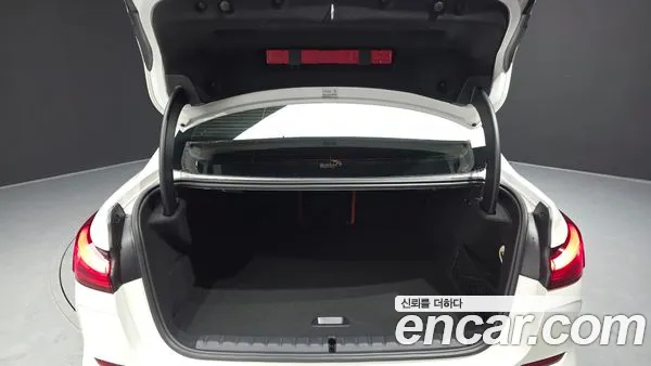 BMW 2 Series 2022, фото 25