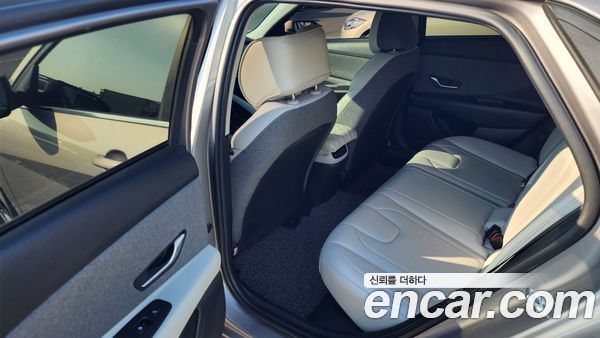 Hyundai Elantra 2021, фото 20