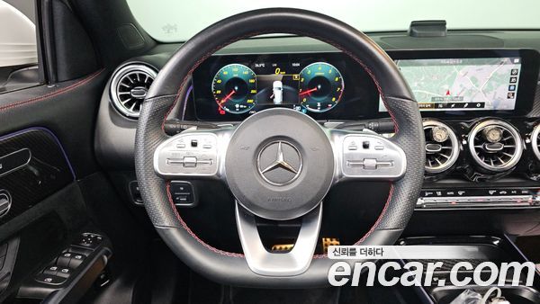 Mercedes-Benz GLB 2021, фото 14