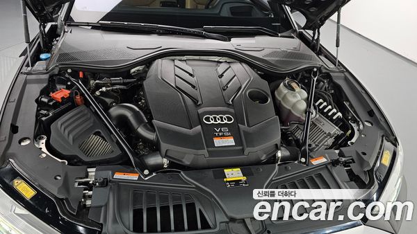 Audi A8 2021, фото 5