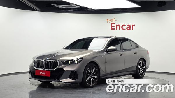 BMW 5 Series 2025